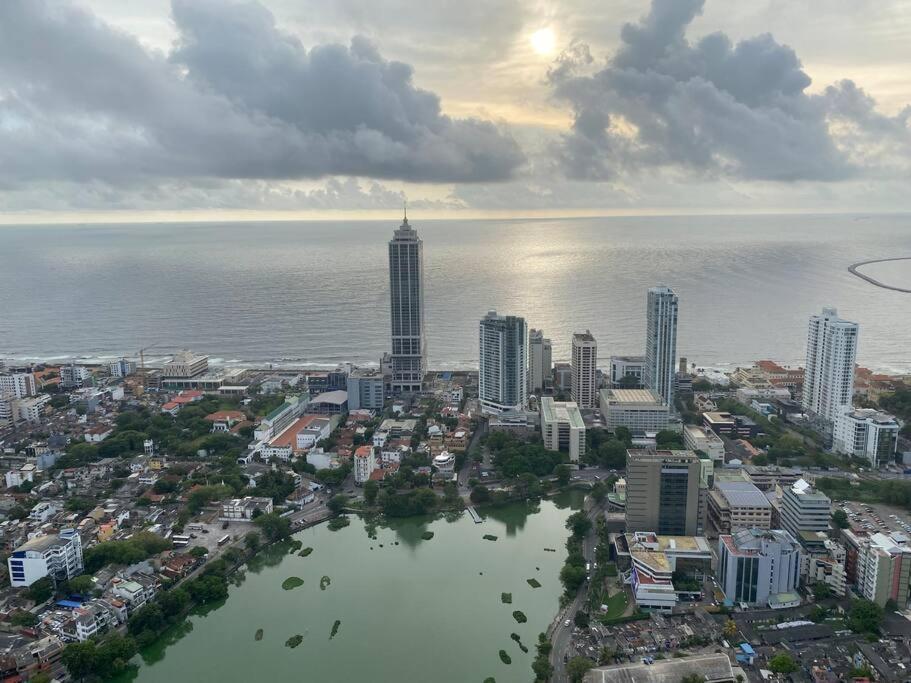 Апартаменти Altair Colombo - View, Location, Ultra Luxury! Екстер'єр фото